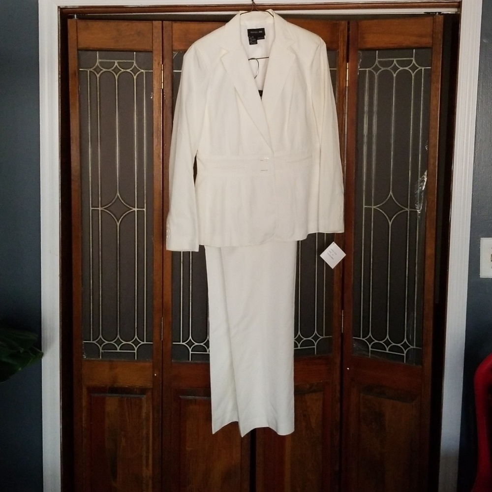 Eggshell colored paint suit